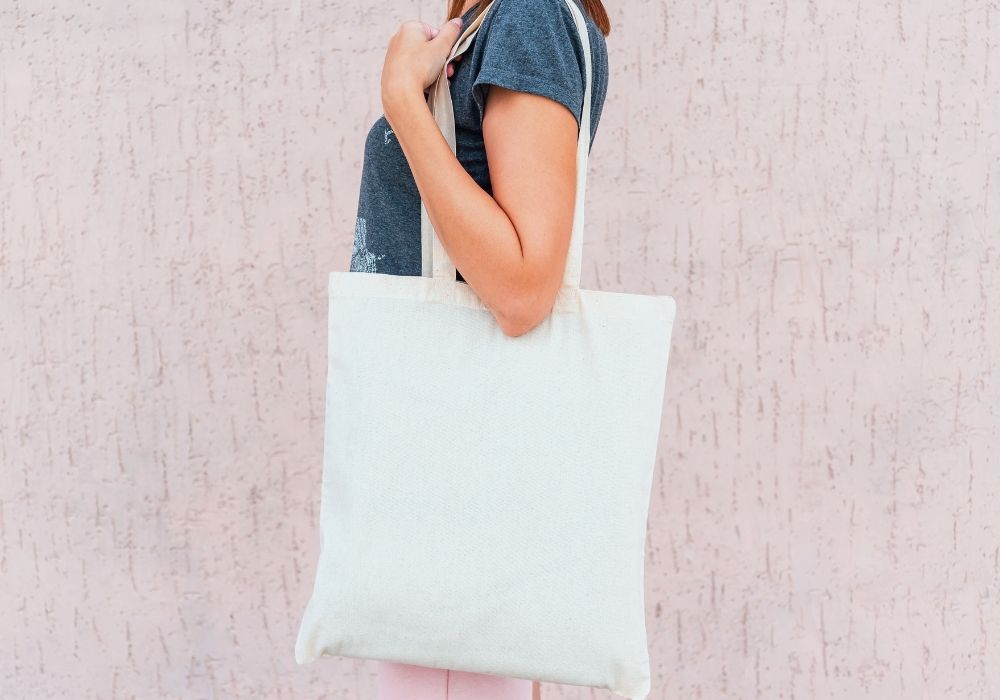 Minimalism and Shopping: How to Shop with Intention