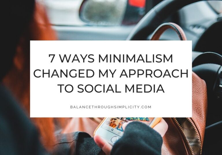 Minimalism and social media