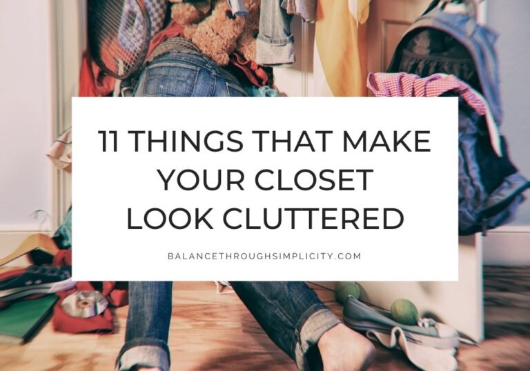 Things that make your closet look cluttered